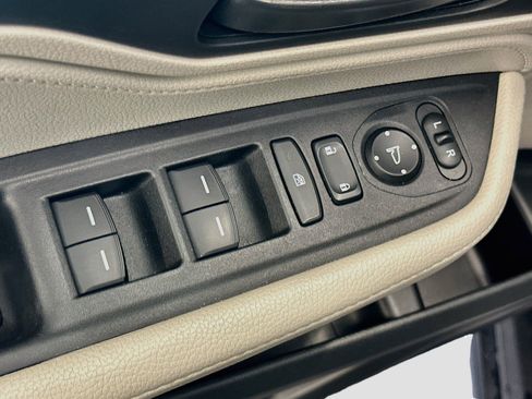 Used 2025 Honda Odyssey EX-L image 15