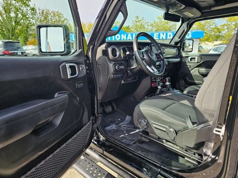 Used 2022 Jeep Wrangler Unlimited Rubicon 4xe w/ Steel Bumper Group AWD/4WD image 21