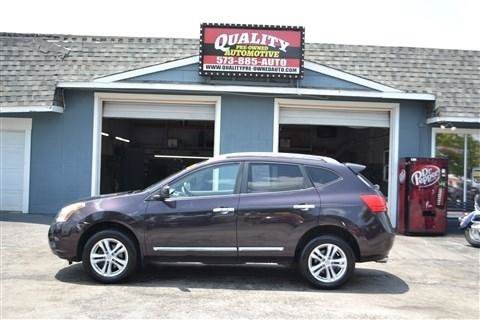 Used 2013 Nissan Rogue SV AWD/4WD image 1