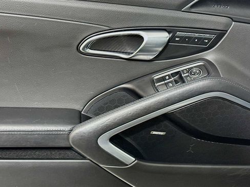 Certified 2017 Porsche 911 Targa 4S image 11