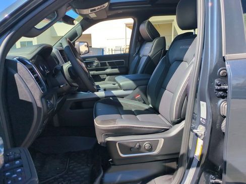 New 2026 RAM 1500 Laramie w/ Laramie Preferred Package AWD/4WD image 4