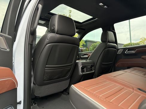 Used 2026 GMC Sierra 1500 Denali Ultimate AWD/4WD image 39