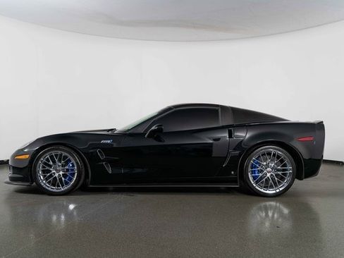 Used 2009 Chevrolet Corvette ZR1 w/ Preferred Equipment Group image 5