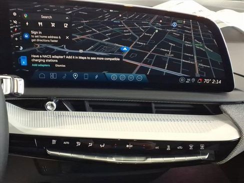 New 2025 Cadillac Optiq Luxury 1 w/ LPO, ONYX Package image 11