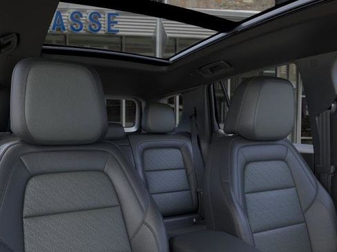 New 2026 Chevrolet Equinox LT image 24