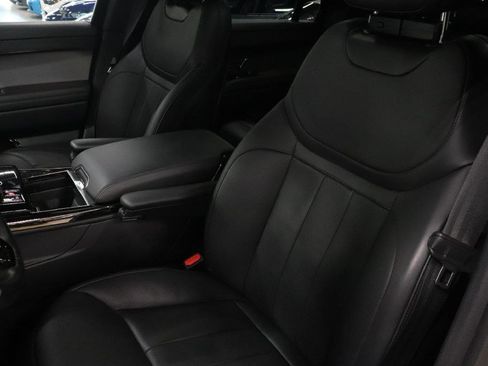 Used 2024 Land Rover Range Rover Sport Dynamic SE AWD/4WD image 17