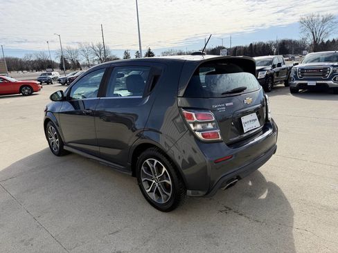 Used 2017 Chevrolet Sonic LT w/ Convenience Package image 3