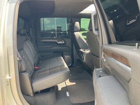 Used 2025 Chevrolet Silverado 3500 High Country w/ High Country Premium Package AWD/4WD image 16