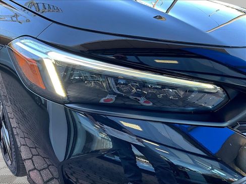 Used 2025 Honda Civic Sport image 30