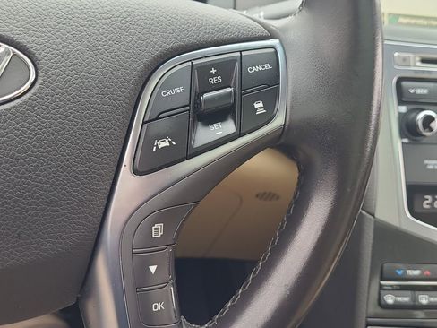 Used 2016 Hyundai Azera Limited image 28