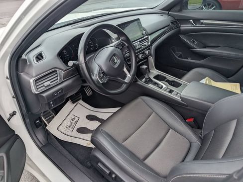 Used 2022 Honda Accord Sport image 12