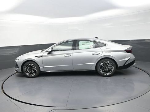 New 2026 Hyundai Sonata SEL FWD image 5