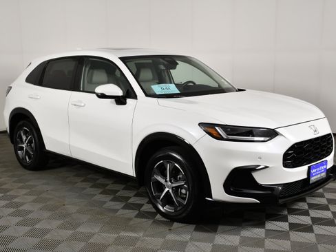 Certified 2025 Honda HR-V EX-L image 4