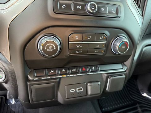 Certified 2026 Chevrolet Silverado 1500 Custom image 30