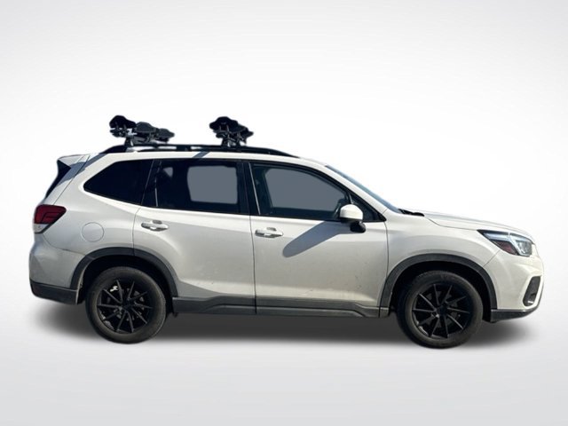 Used 2019 Subaru Forester Premium w/ All-Weather Package AWD/4WD image 9