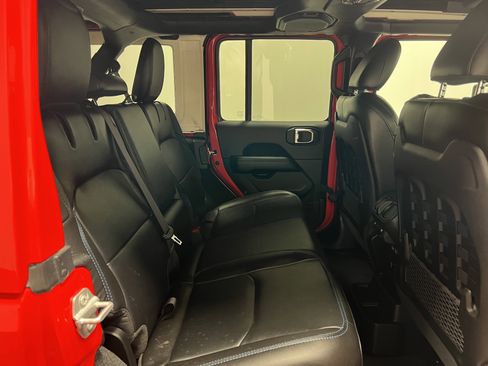 Used 2023 Jeep Wrangler Unlimited Rubicon 4xe w/ Safety Group image 18