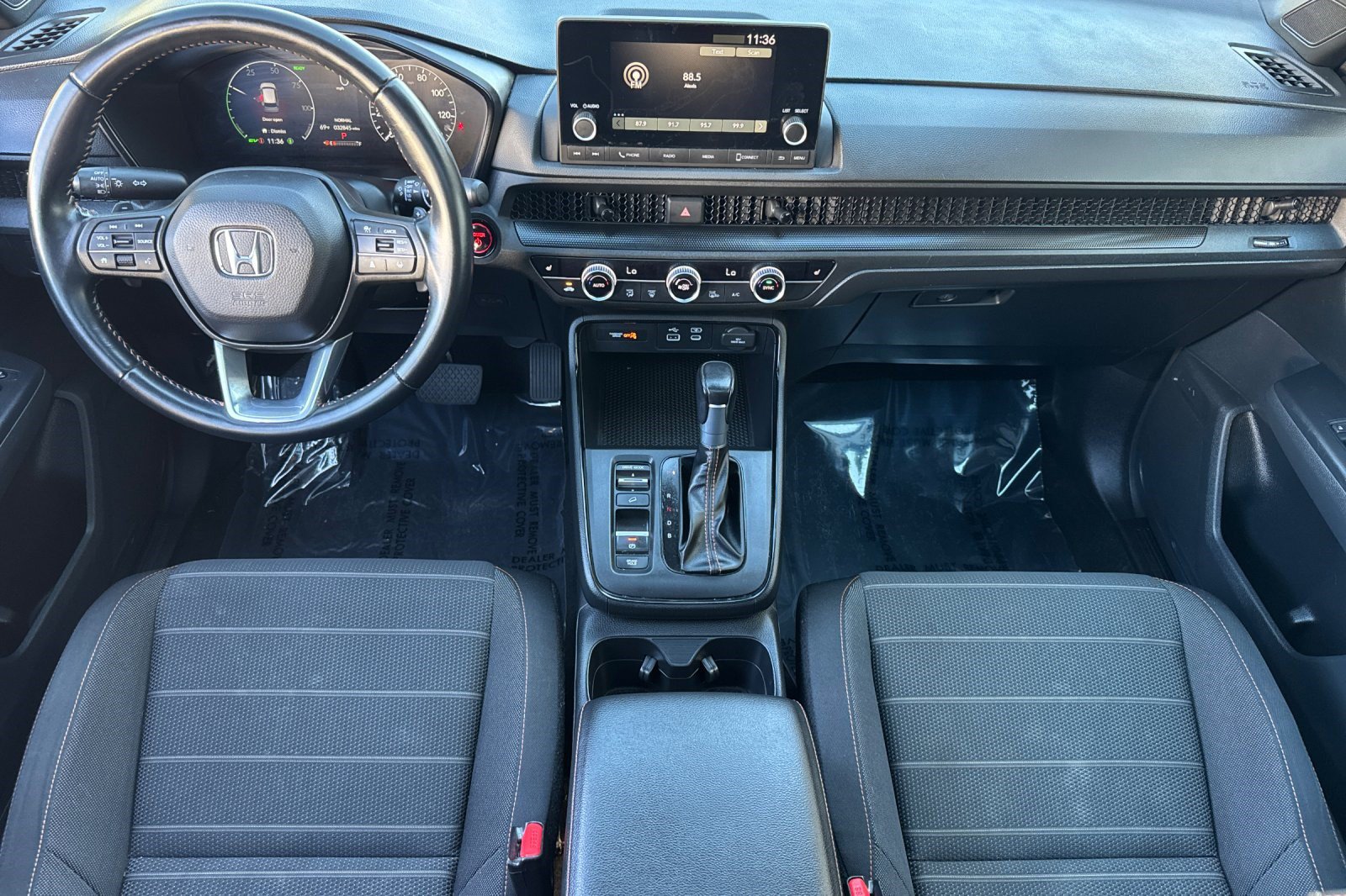 Used 2025 Honda CR-V Sport image 16