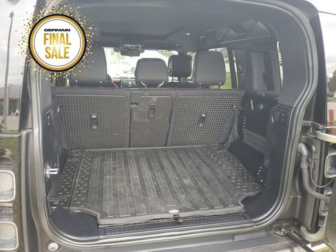 Used 2023 Land Rover Defender 110 X image 19