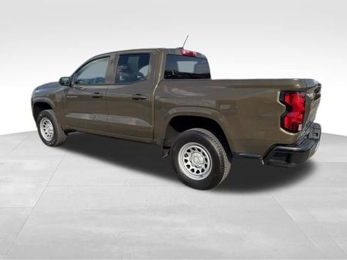 Used 2023 Chevrolet Colorado W/T image 10