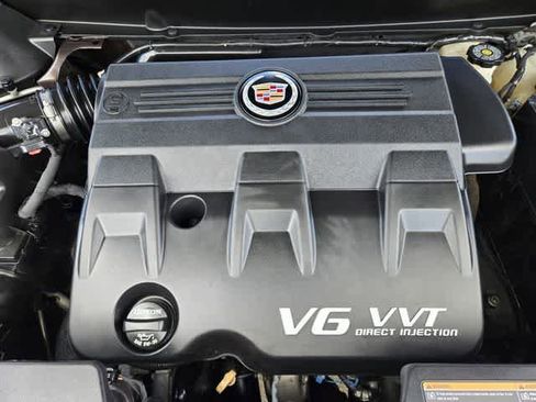 Used 2016 Cadillac SRX Performance w/ Driver Awareness Package image 9