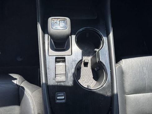 Used 2023 Nissan Rogue SL image 31