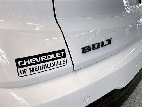 New 2027 Chevrolet Bolt LT w/ Comfort Package FWD image 11