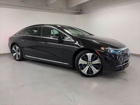 Certified 2023 Mercedes-Benz EQS 450+ 4MATIC Sedan w/ Winter Package image 8