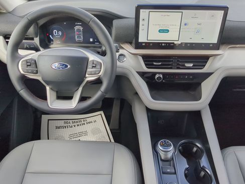 New 2026 Ford Explorer Active image 47