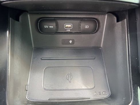 Used 2022 Kia Telluride S image 24