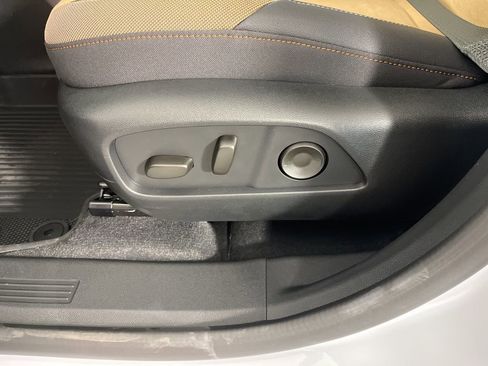 New 2026 Chevrolet Equinox ACTIV w/ Safety and Technology Package FWD image 25