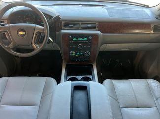 Used 2013 Chevrolet Tahoe LT RWD video 4