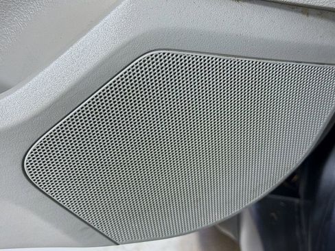 Used 2011 Subaru Forester 2.5X Premium image 20