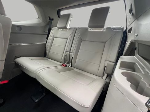 Used 2022 Volkswagen Atlas SE image 43