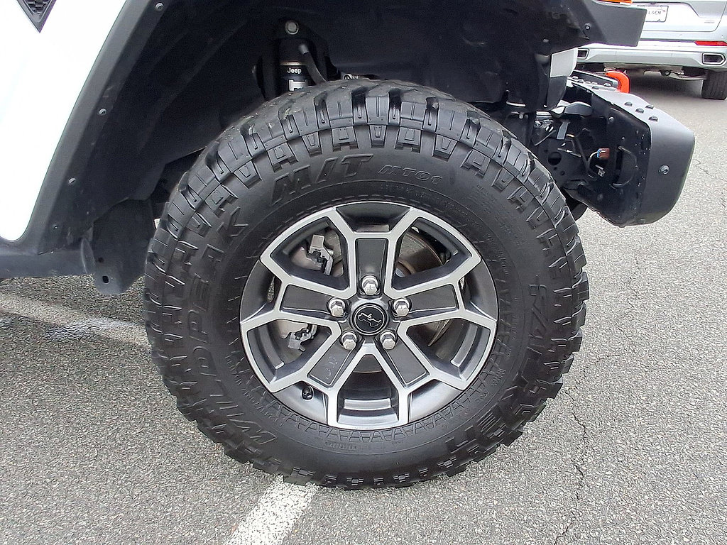 Used 2025 Jeep Gladiator Mojave AWD/4WD image 33