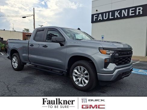 Used 2023 Chevrolet Silverado 1500 Custom AWD/4WD image 1