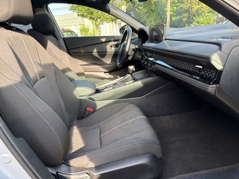 Used 2023 Honda Accord Sport image 31