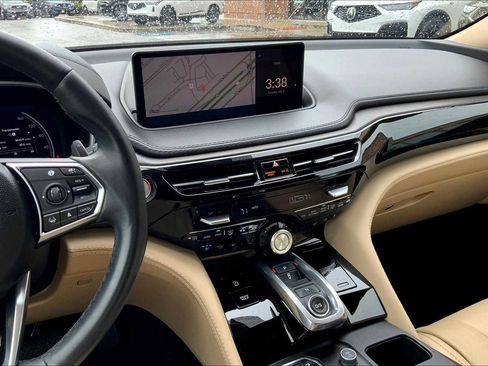 Certified 2024 Acura MDX w/Advance Package image 6