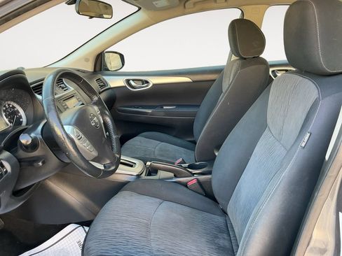 Used 2015 Nissan Sentra SV FWD image 11