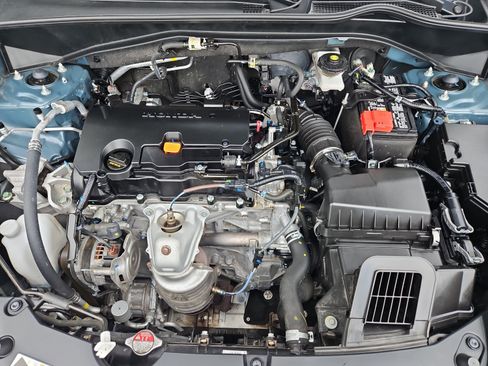 Used 2025 Honda HR-V Sport image 31
