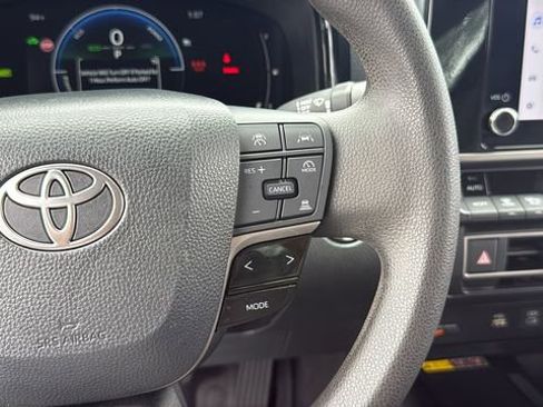 Certified 2025 Toyota Camry LE FWD image 21