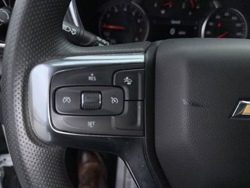 Used 2025 Chevrolet Blazer LT image 33