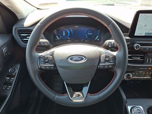 Used 2022 Ford Escape SEL w/ SEL Stealth AWD Package image 22