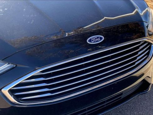 Certified 2019 Ford Fusion SE image 29