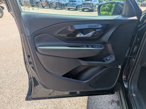 Used 2022 GMC Terrain AT4 AWD/4WD image 18