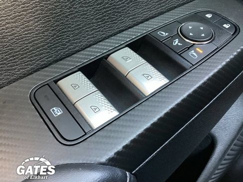 Used 2025 Mitsubishi Outlander SE AWD/4WD image 22
