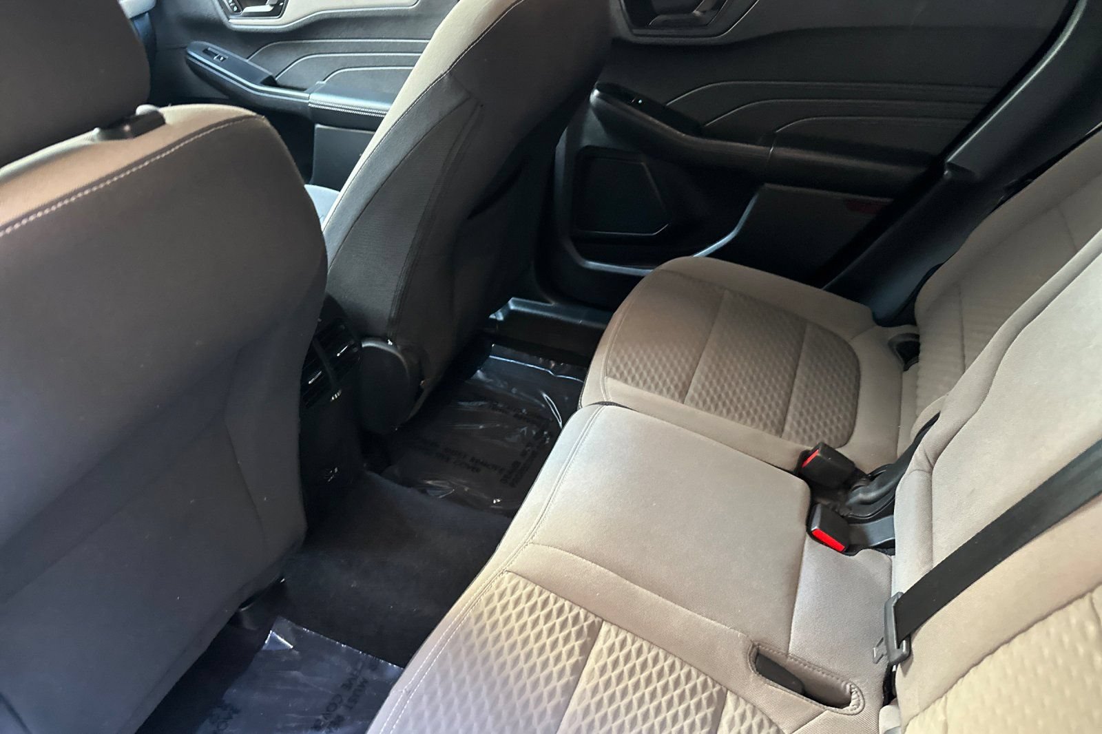 Used 2022 Ford Escape SE w/ SE Sport Appearance Package FWD image 12