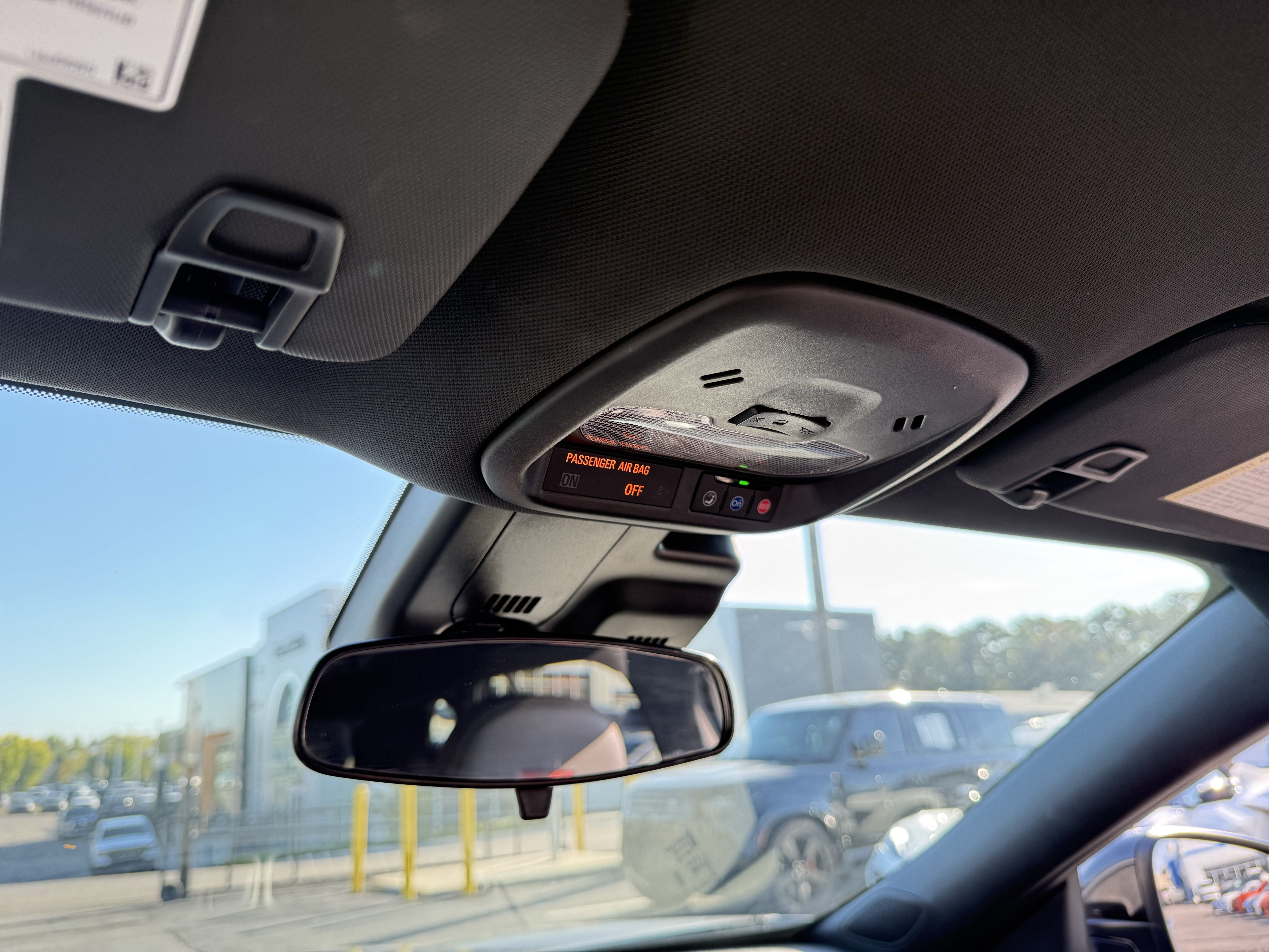 Used 2024 Chevrolet Trax RS FWD image 26