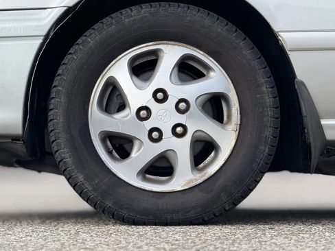 Used 2001 Toyota Camry CE image 30