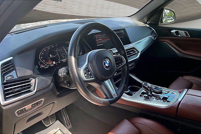 Used 2019 BMW X5 xDrive50i w/ M Sport Package AWD/4WD image 13