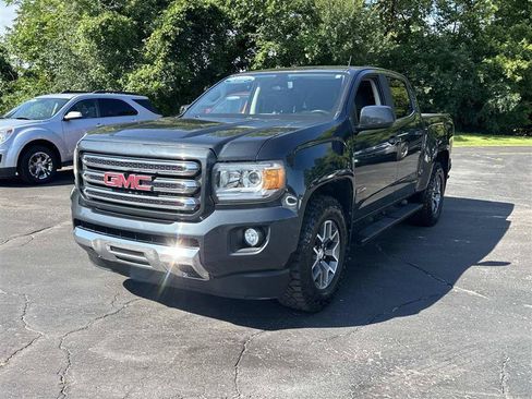 Used 2017 GMC Canyon SLE w/ All Terrain Package AWD/4WD image 5